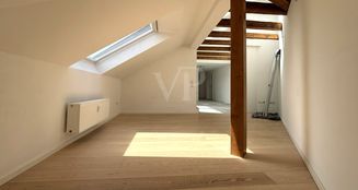 von_poll_real_estate_property_25152026_image_1
