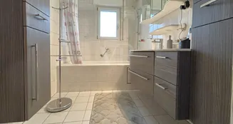 von_poll_real_estate_property_25152013_image_11