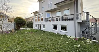 von_poll_real_estate_property_25152016_image_1