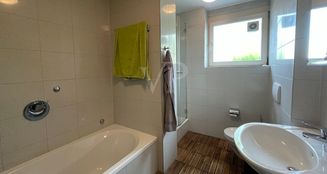 von_poll_real_estate_property_25152022_image_14