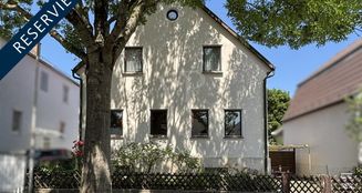 von_poll_real_estate_property_25152021_image_0