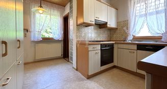 von_poll_real_estate_property_25152021_image_6
