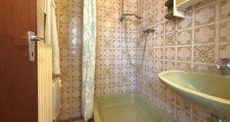 von_poll_real_estate_property_25152021_image_8