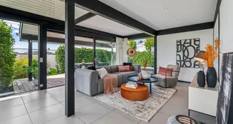 von_poll_real_estate_property_25152023_image_3