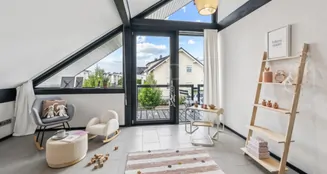 von_poll_real_estate_property_25152023_image_6