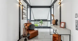 von_poll_real_estate_property_25152023_image_5