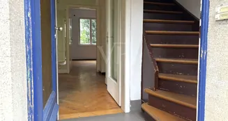 von_poll_real_estate_property_25152030_image_2