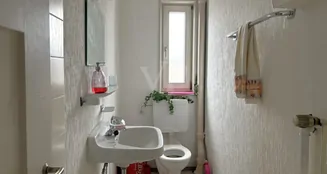 von_poll_real_estate_property_25152030_image_13