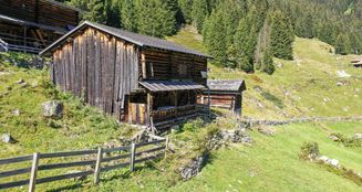 von_poll_real_estate_property_CH24007346A_image_1