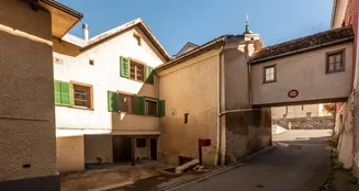 von_poll_real_estate_property_CH24007348B_image_1