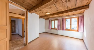 von_poll_real_estate_property_CH24007348B_image_3