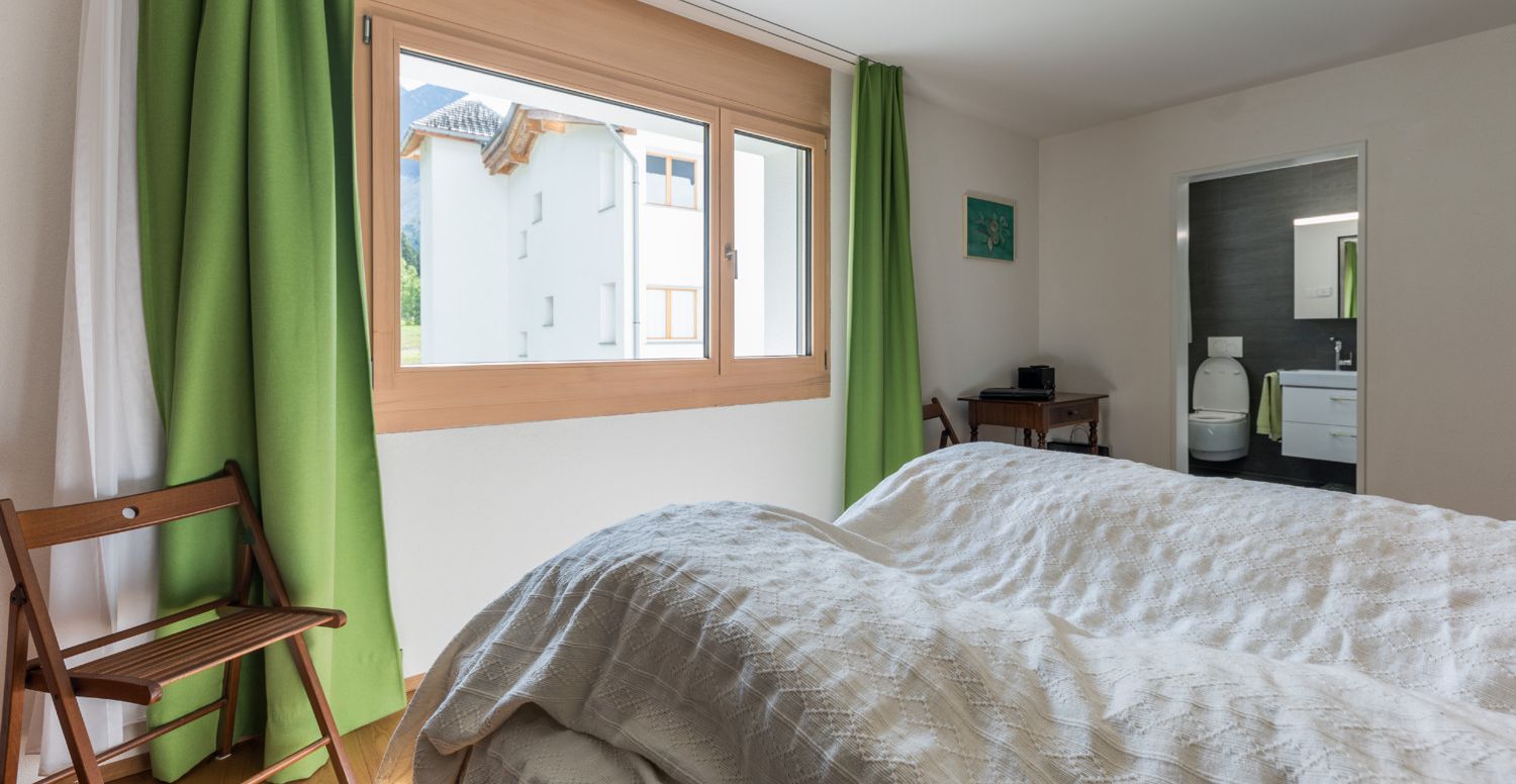 Schlafzimmer mit en-Suite Bad
