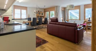 von_poll_real_estate_property_CH25007361A_image_1