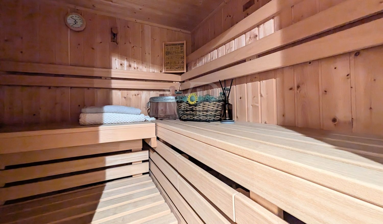 SAUNA