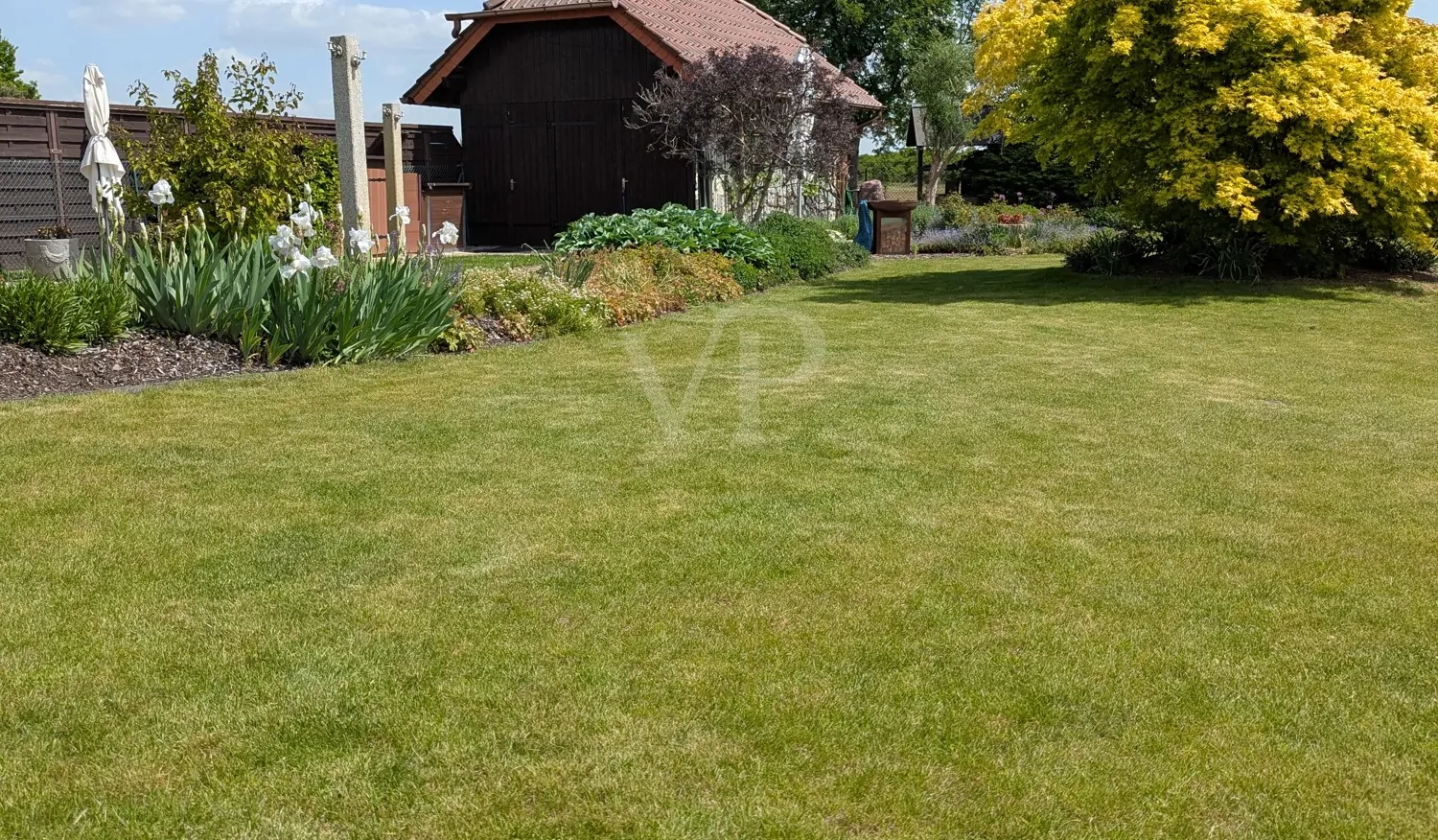 GRUNDSTÜCK MIT SCHEUNE