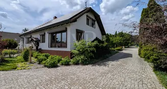 von_poll_real_estate_property_25317017_image_1