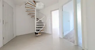 von_poll_real_estate_property_25317005_image_2