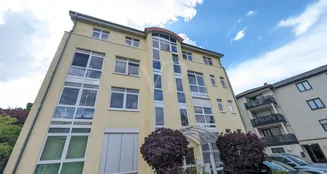 von_poll_real_estate_property_25317005_image_0