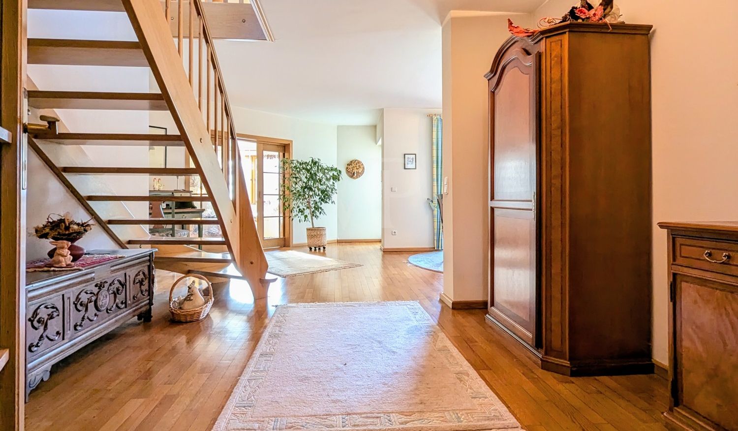 VON POLL IMMOBILIEN