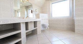 von_poll_real_estate_property_25317013_image_24