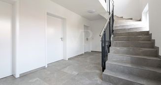 von_poll_real_estate_property_25317020_image_5