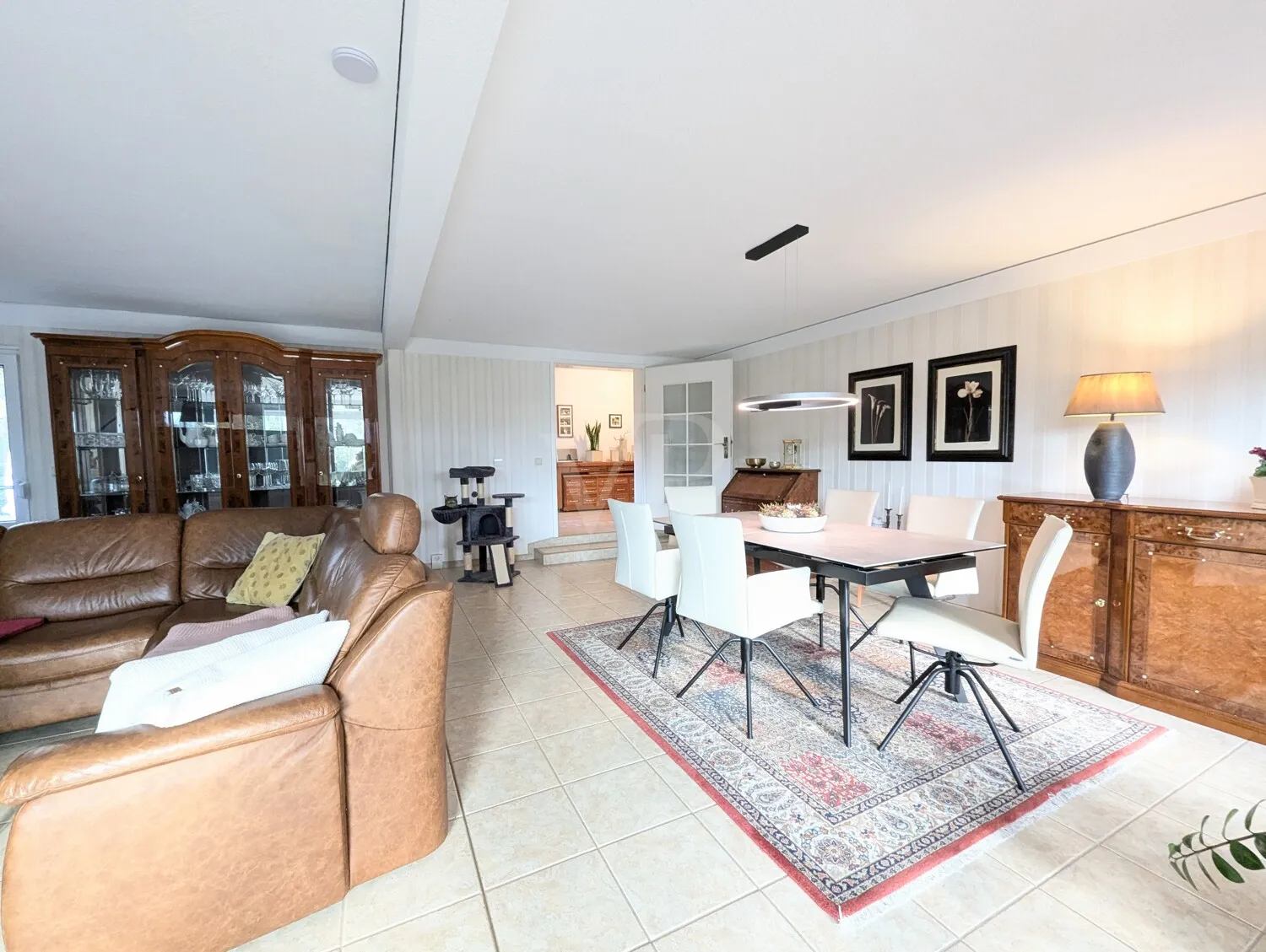 WOHNZIMMER BUNGALOW