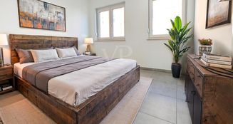 von_poll_real_estate_property_25317028_image_0