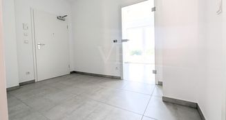von_poll_real_estate_property_25317028_image_4