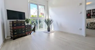 von_poll_real_estate_property_25317030_image_9