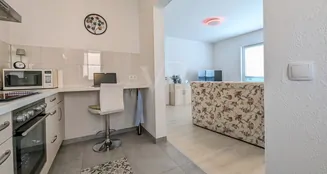 von_poll_real_estate_property_25317030_image_8