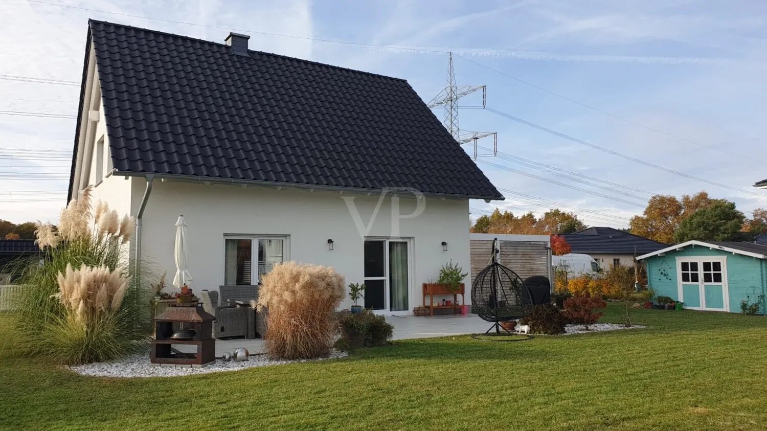 RÜCKANSICHT HAUS/TERRASSE