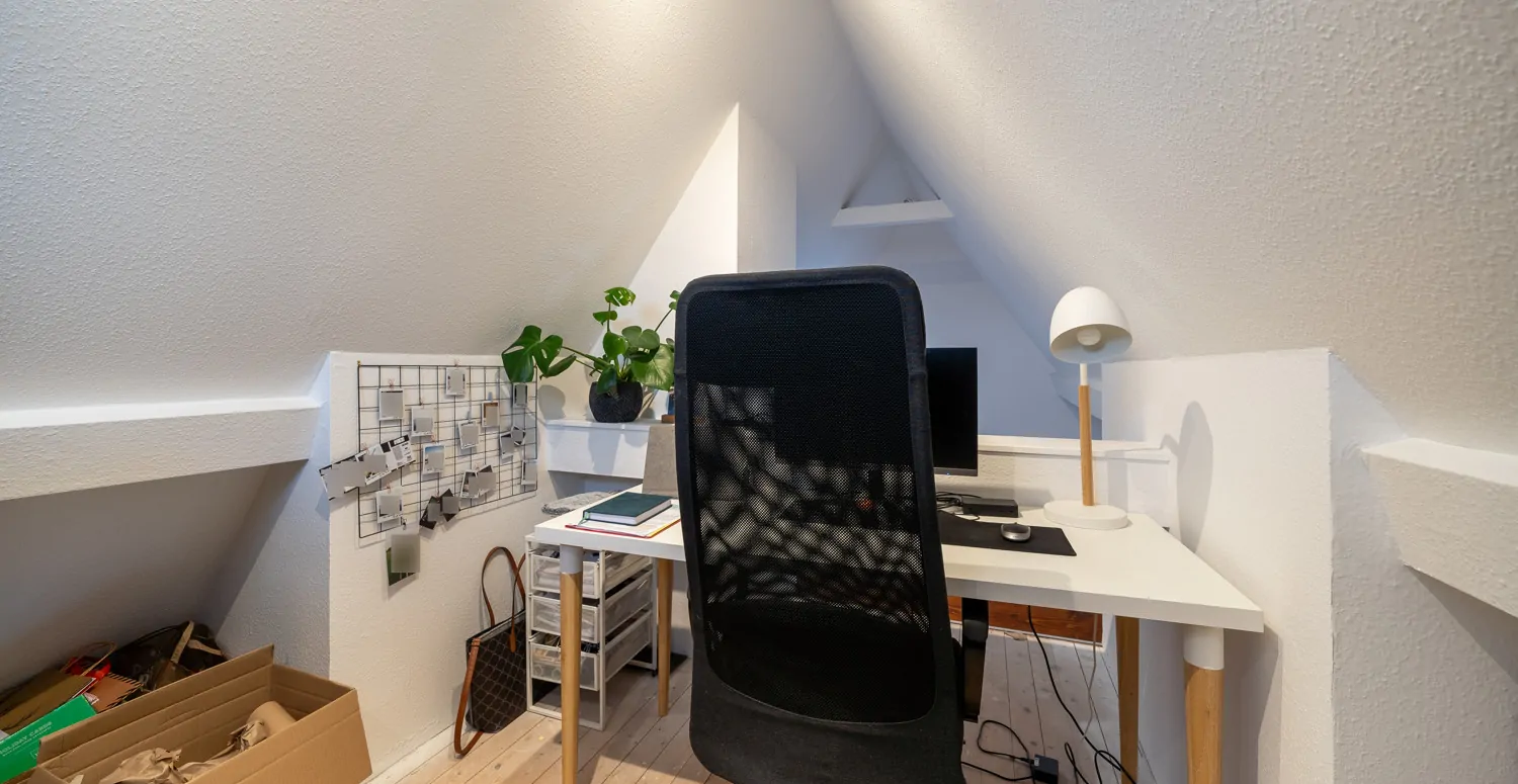 Büroecke_Spitzboden_Anbau