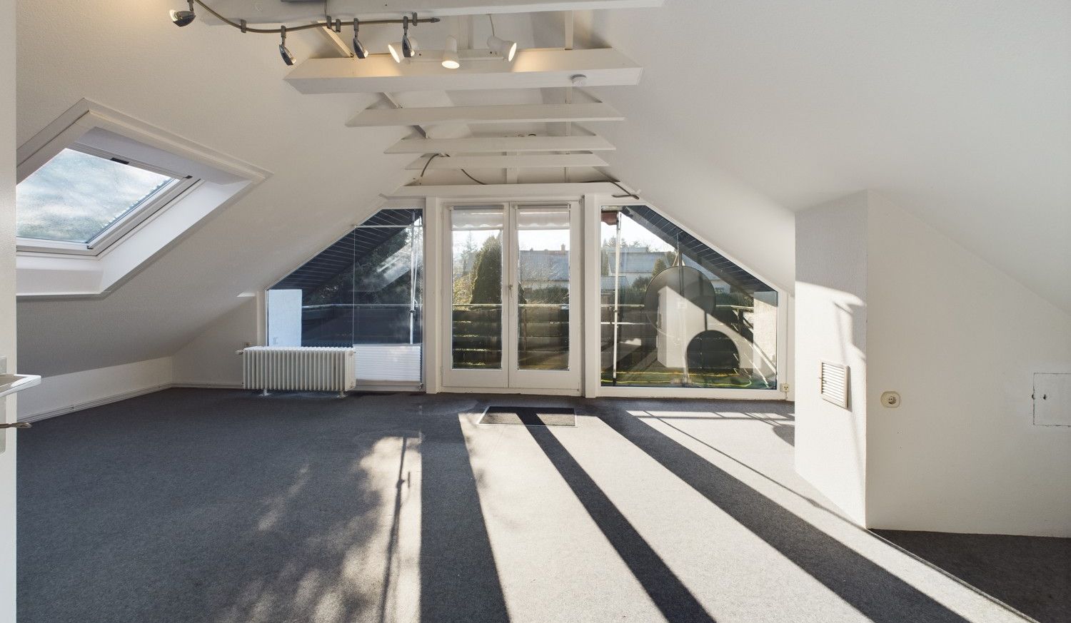 Büro/Schlafzimmer