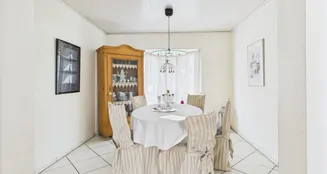 von_poll_real_estate_property_25292002_image_3