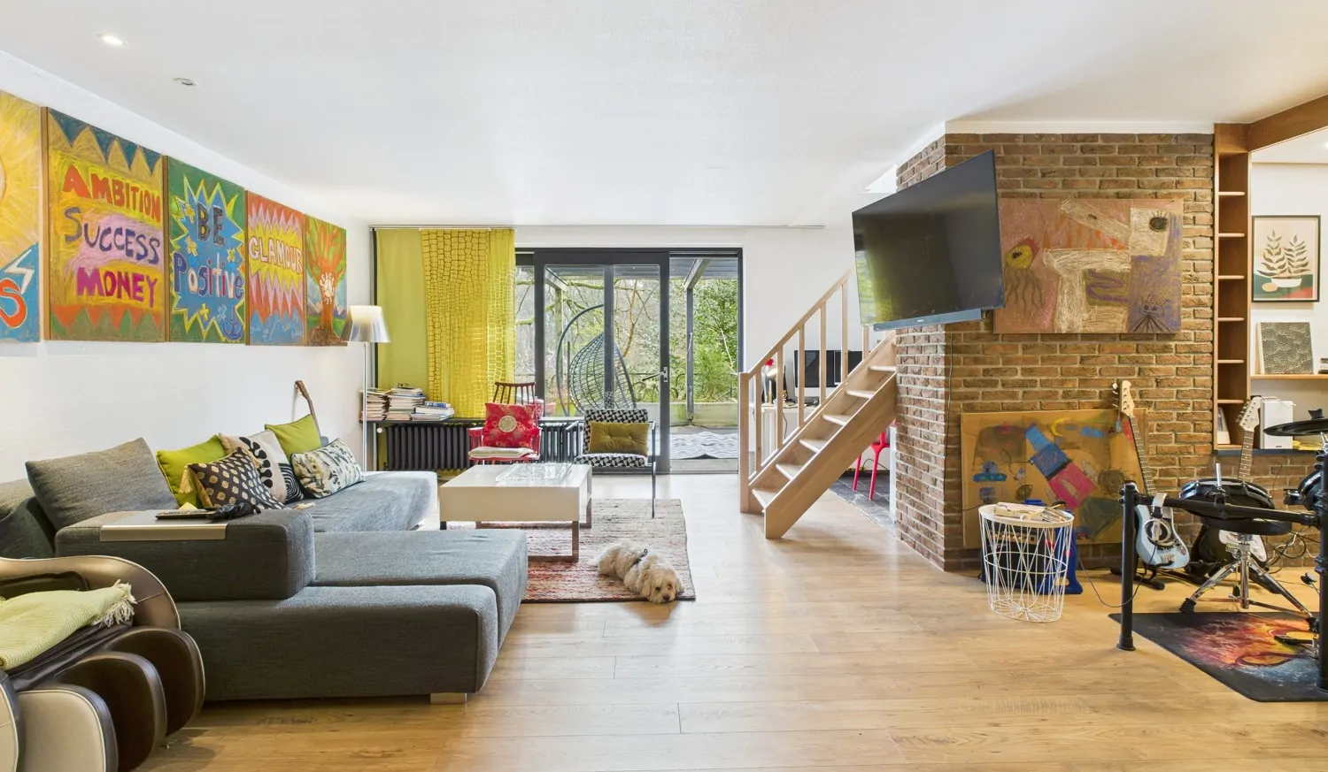 Offener Wohnbereich mit Terrassenzugang_Maisonettewohnung_EG