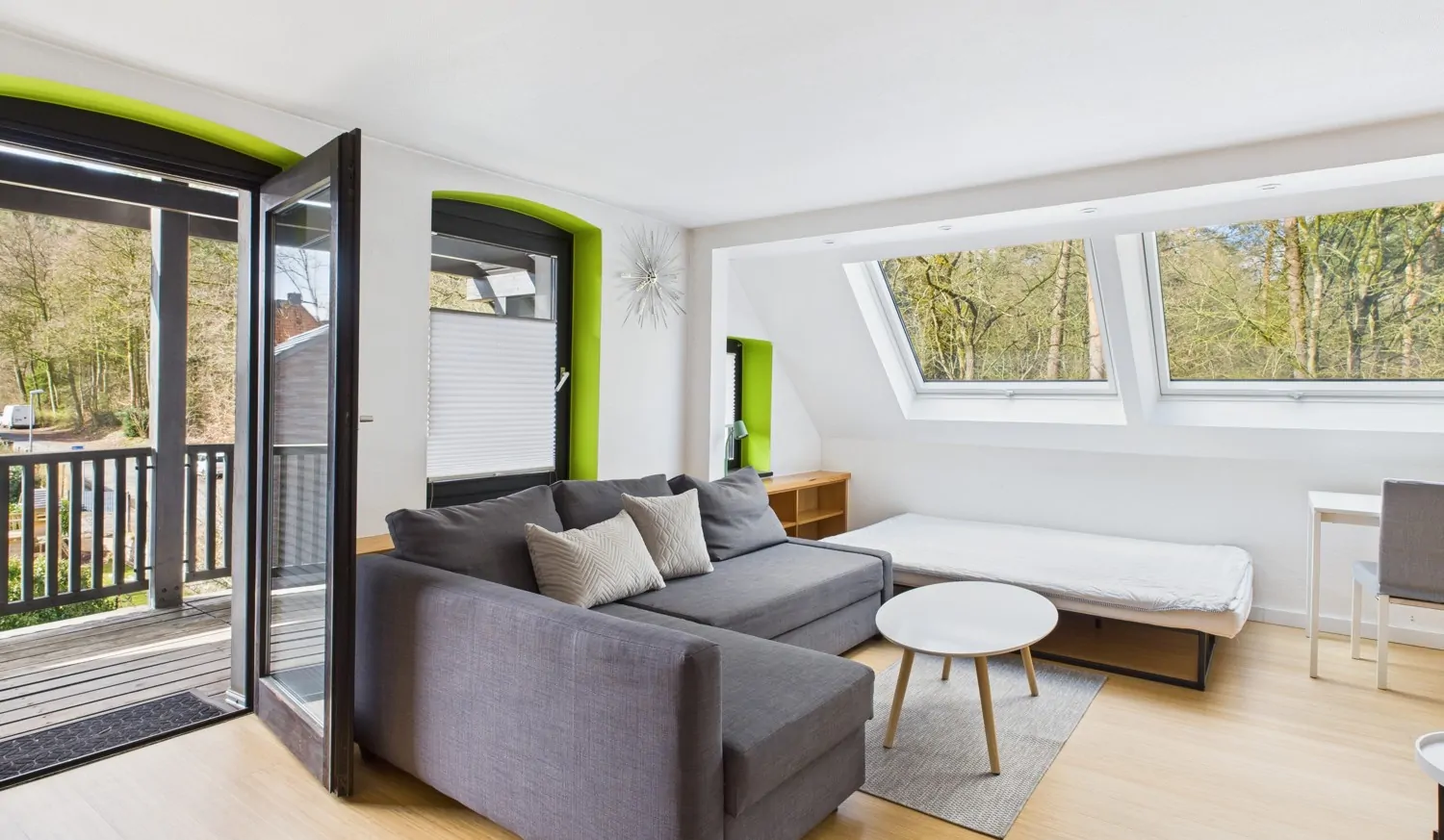 Wohn-Schlafbereich_Studentenwohnung_DG