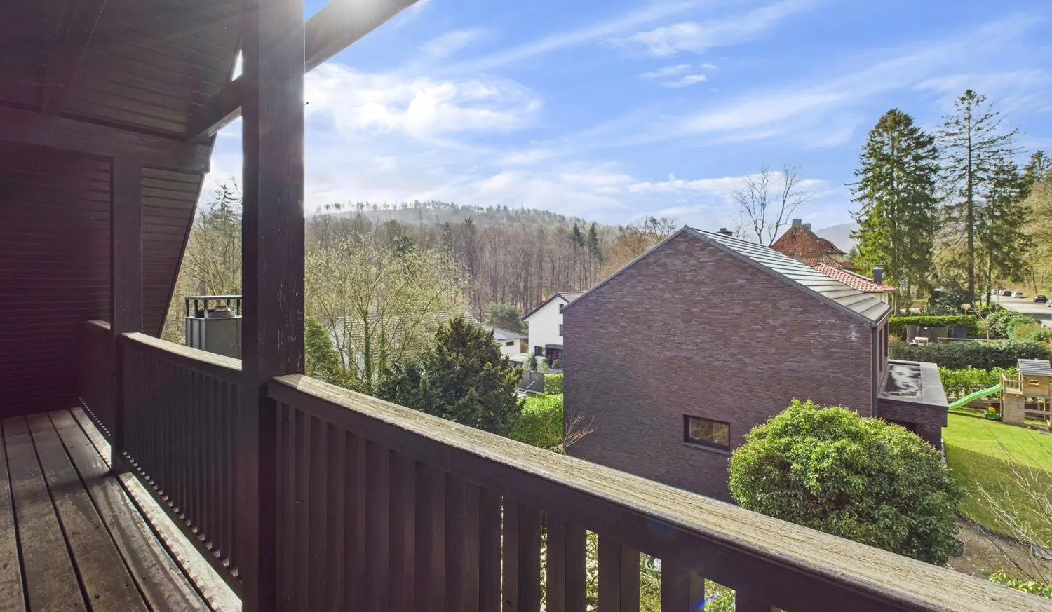 mit Loggia und Blick zum Hermannsdenkmal