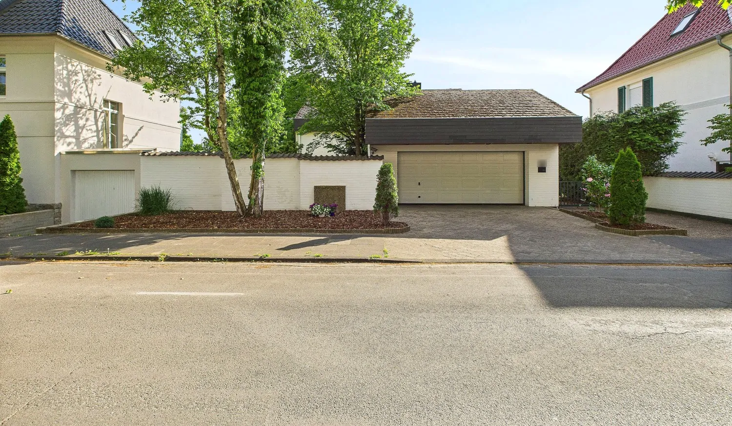 Außenansicht_Straßenseite