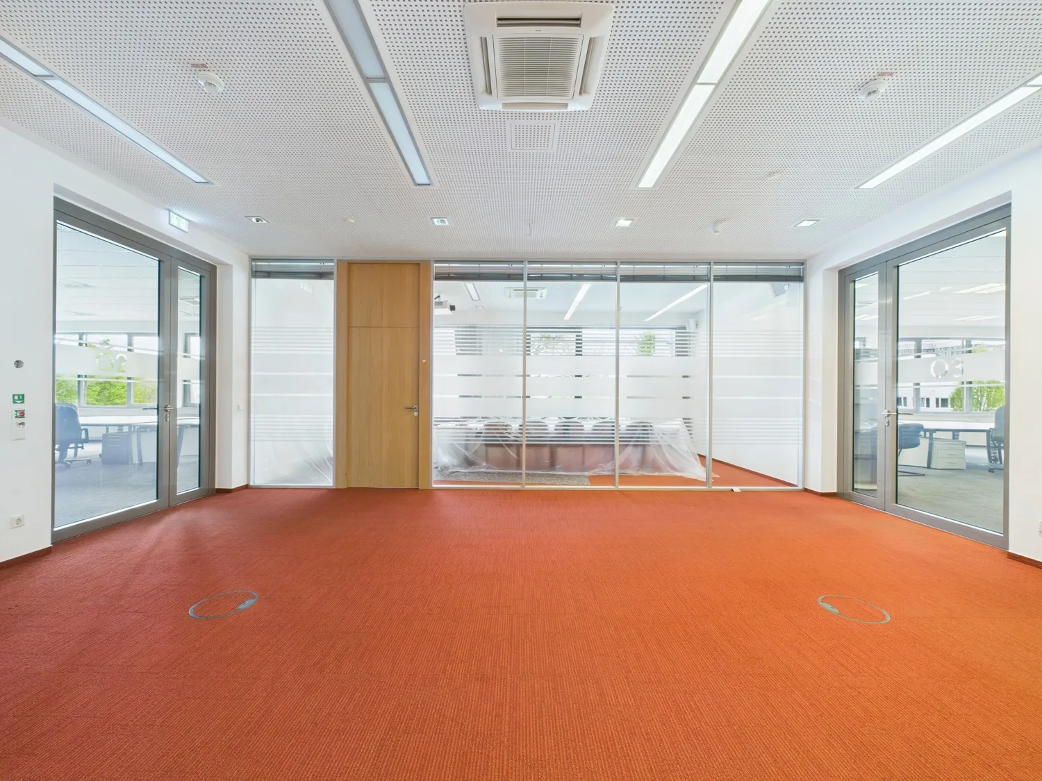 CAM05131G0-PR0016-STILL007