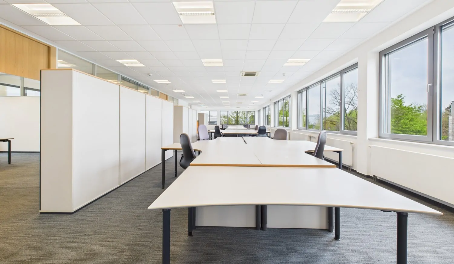 CAM05131G0-PR0016-STILL003