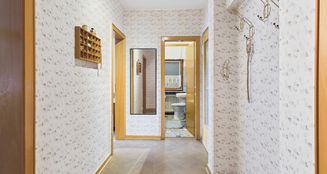 von_poll_real_estate_property_25292005_image_11