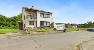 von_poll_real_estate_property_25292005_image_1