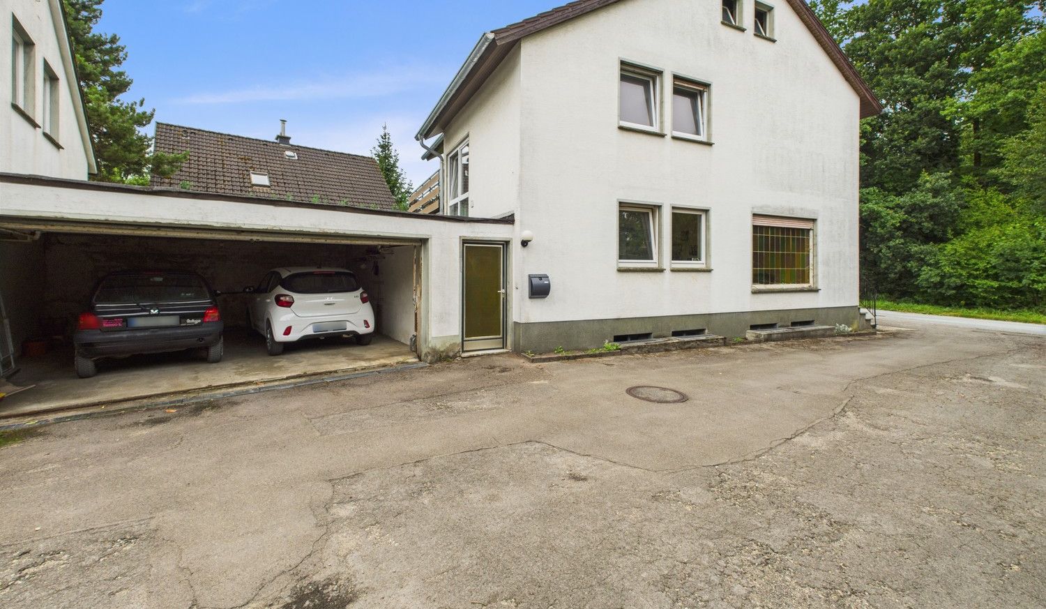 Außenansicht_Garage_Wohnhaus