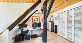 von_poll_real_estate_property_25336031_image_12