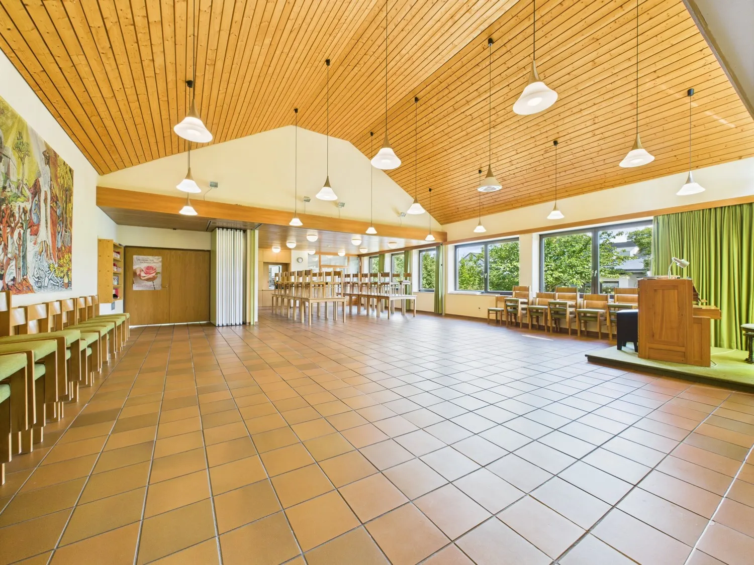 Wohnhaus mit multifunktionalen Gewerberäumen für Ihre Ideen