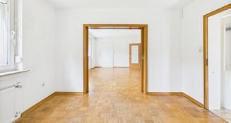 von_poll_real_estate_property_25292003_image_3