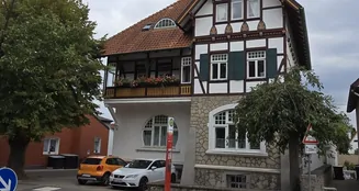 von_poll_real_estate_property_25292004_image_1