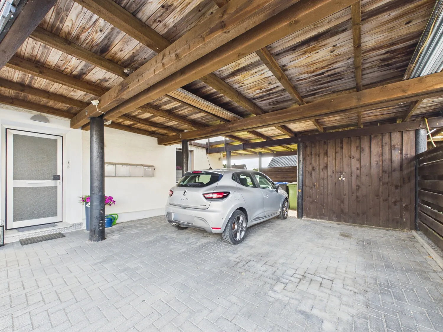Carport