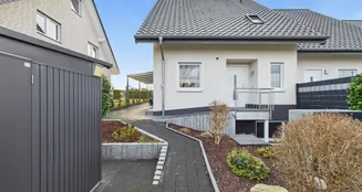 von_poll_real_estate_property_25336059_image_1