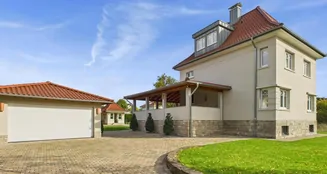 von_poll_real_estate_property_25292006_image_0